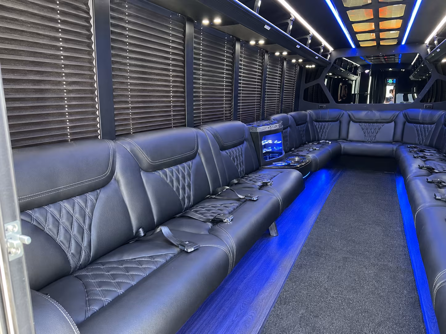 Anaheim Birthday, Sweet 16, & Quinceañera Transportation onboard seating