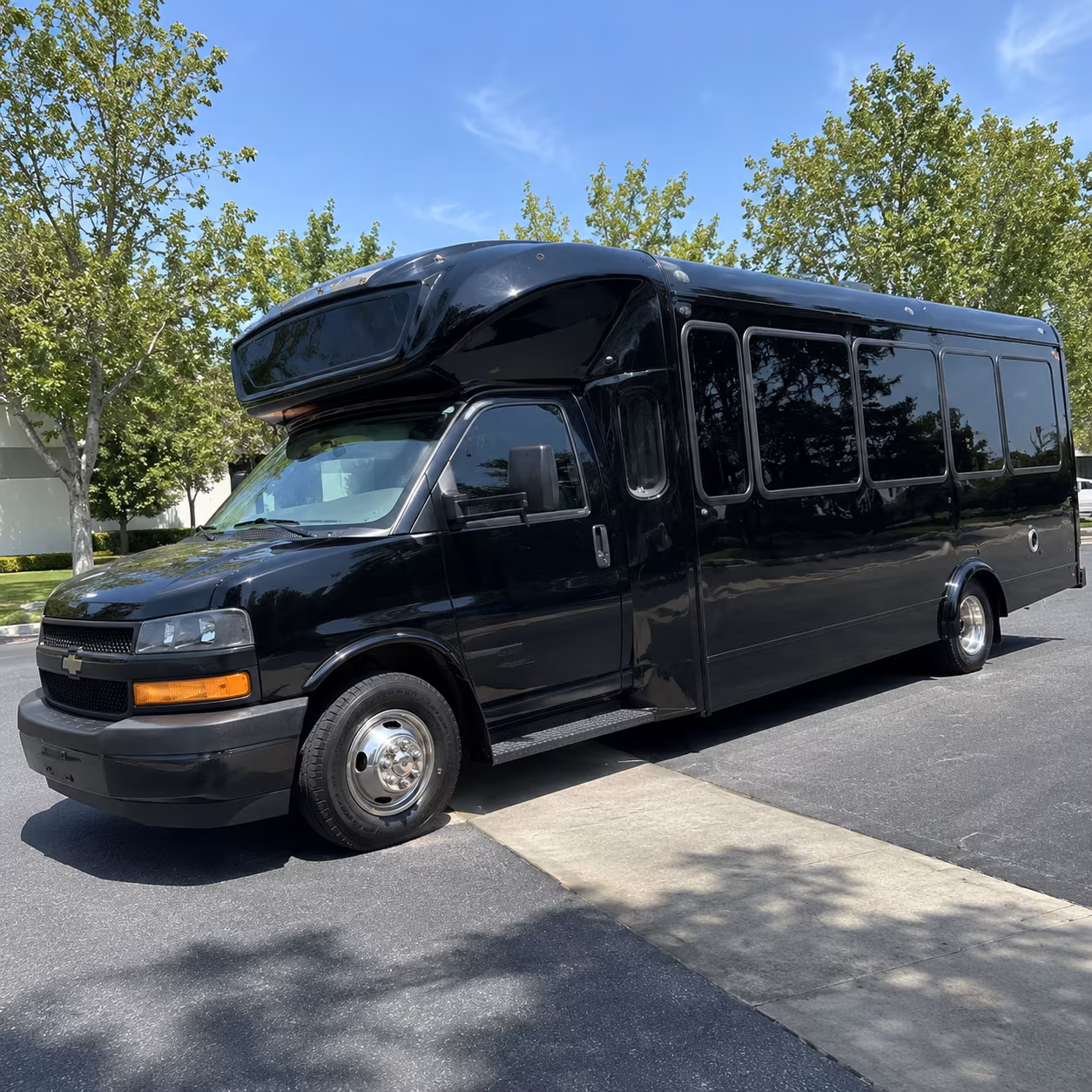 Garden Grove Homecoming & Prom Party Bus Rentals