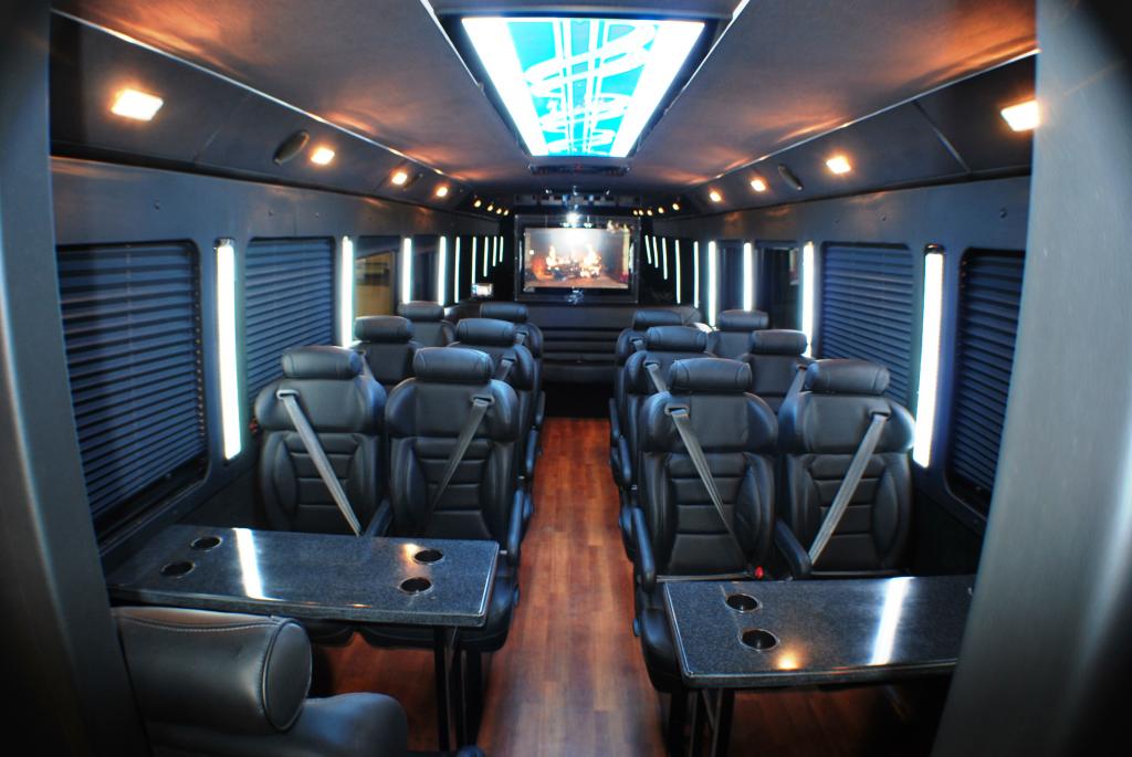 Carlsbad Charter Bus & Minibus Rental Service